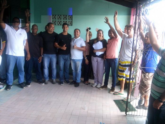 Imagem da notícia: SERVIDORES PÚBLICOS DE MATA DE SÃO JOÃO E FESPUMEB FUNDAM SINDICATO DE BASE.